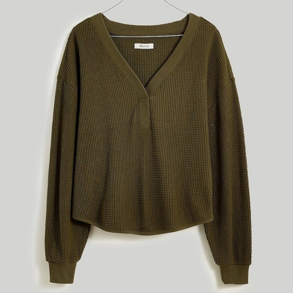 Madewell Brushed Waffle V-Neck Tee in Dried Olive size Medium NWT NO012